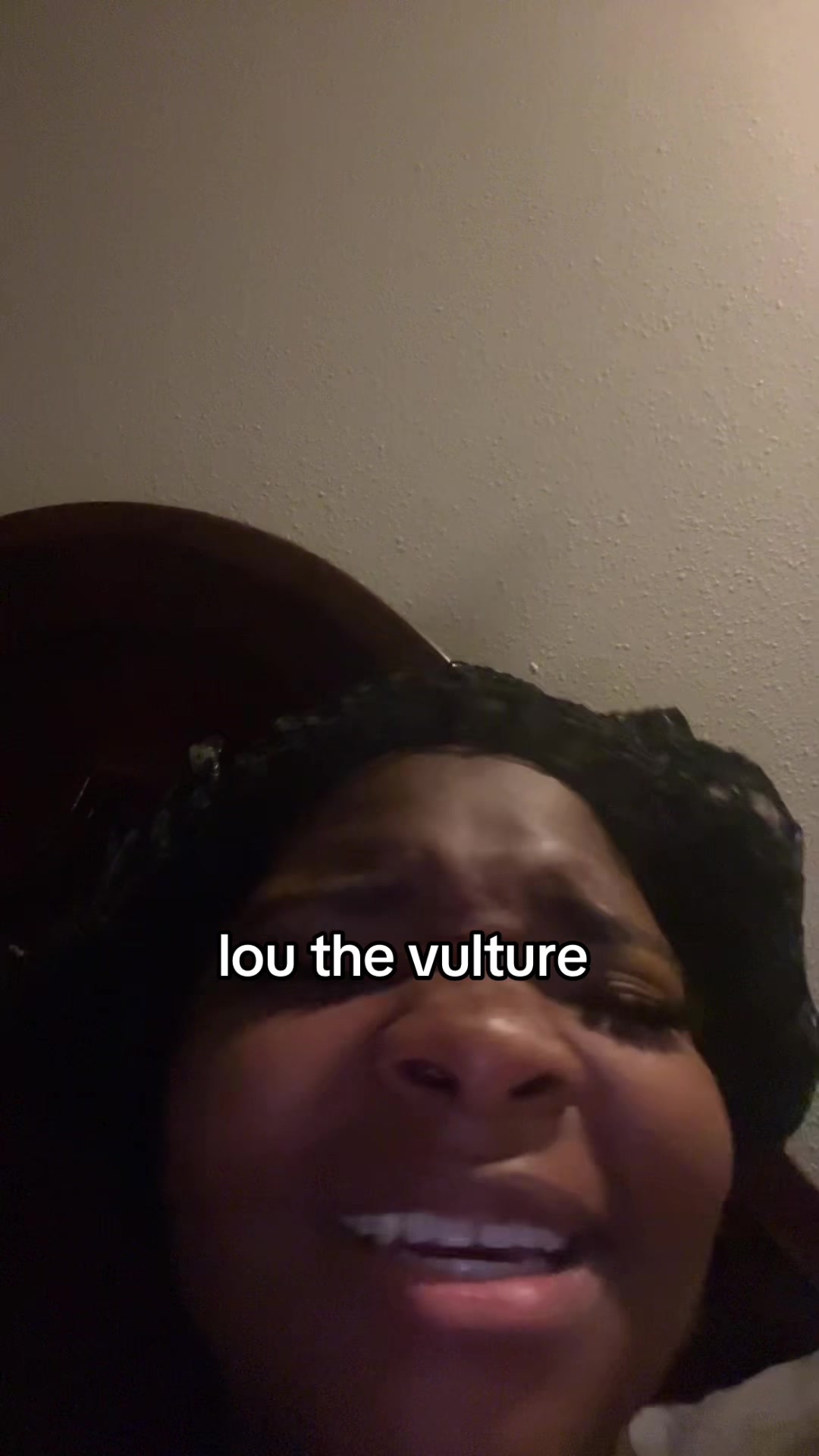 @lurkingglouu