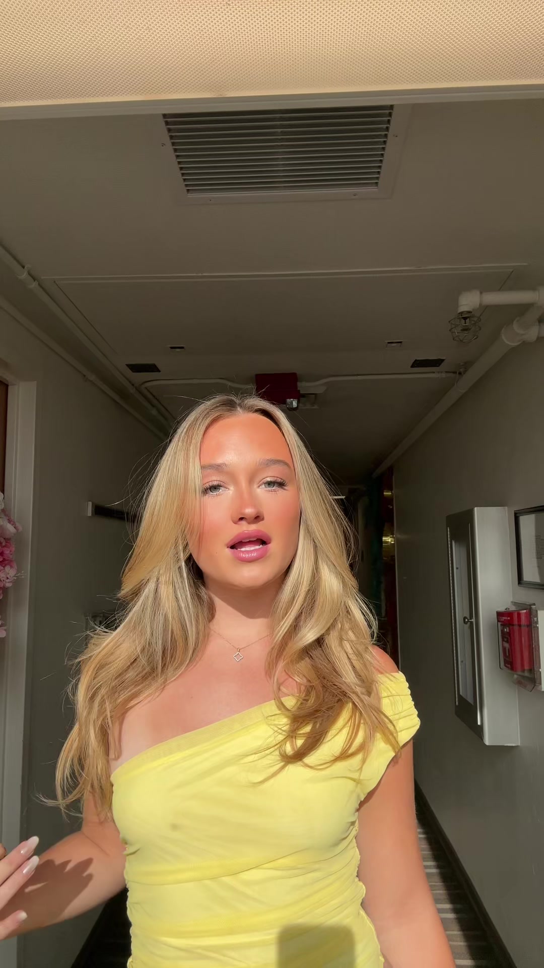 @carlyholda