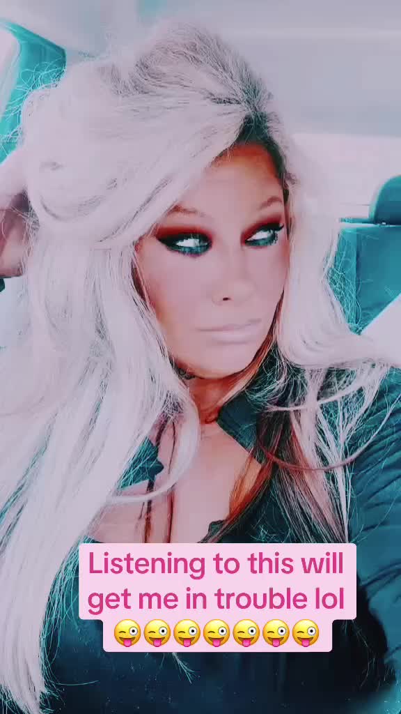 @blonde_bombshell120