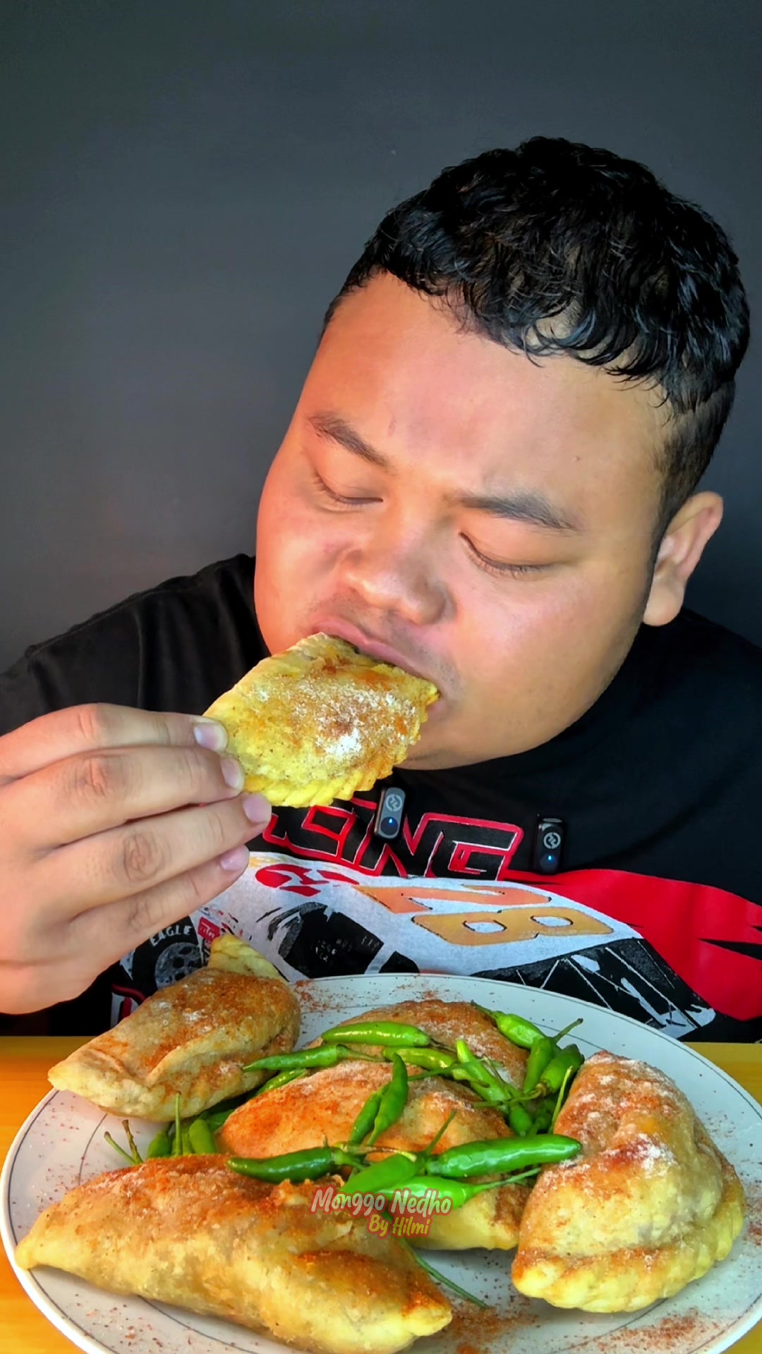 @Monggonedho