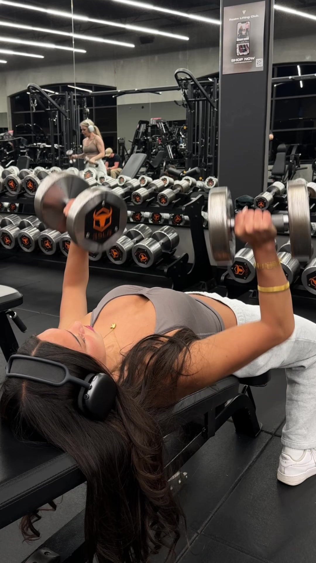 @KiaraLift