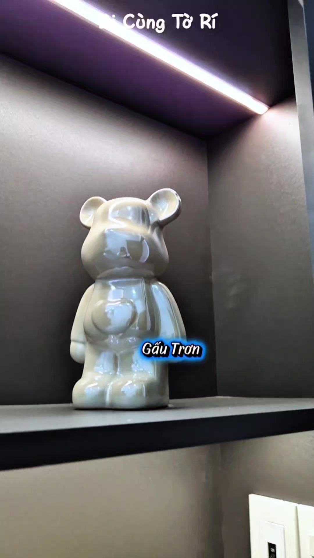 @Ơ Kìa Tờ Rí