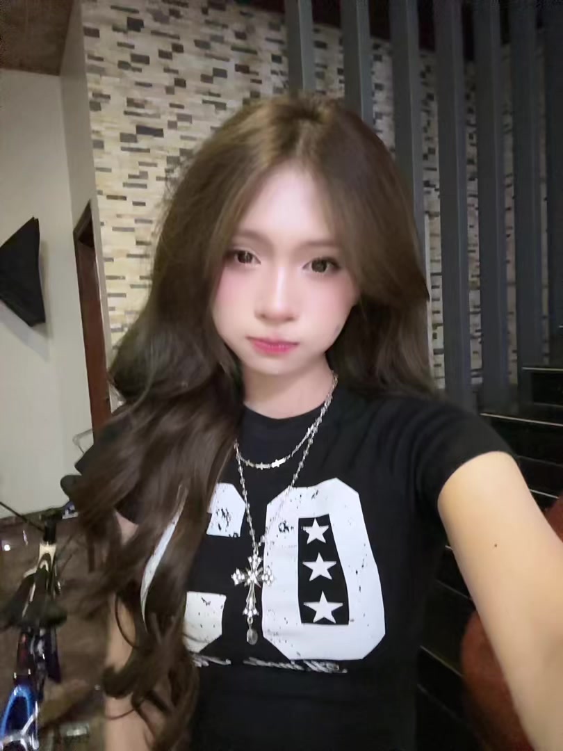 @Lớp phó văn nghệ 🎧ྀི