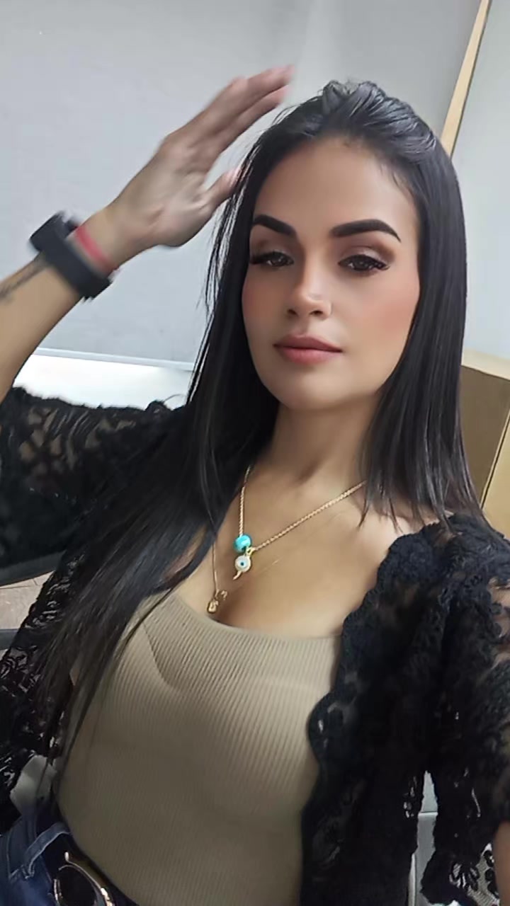 @Andrea Pereira 🌺