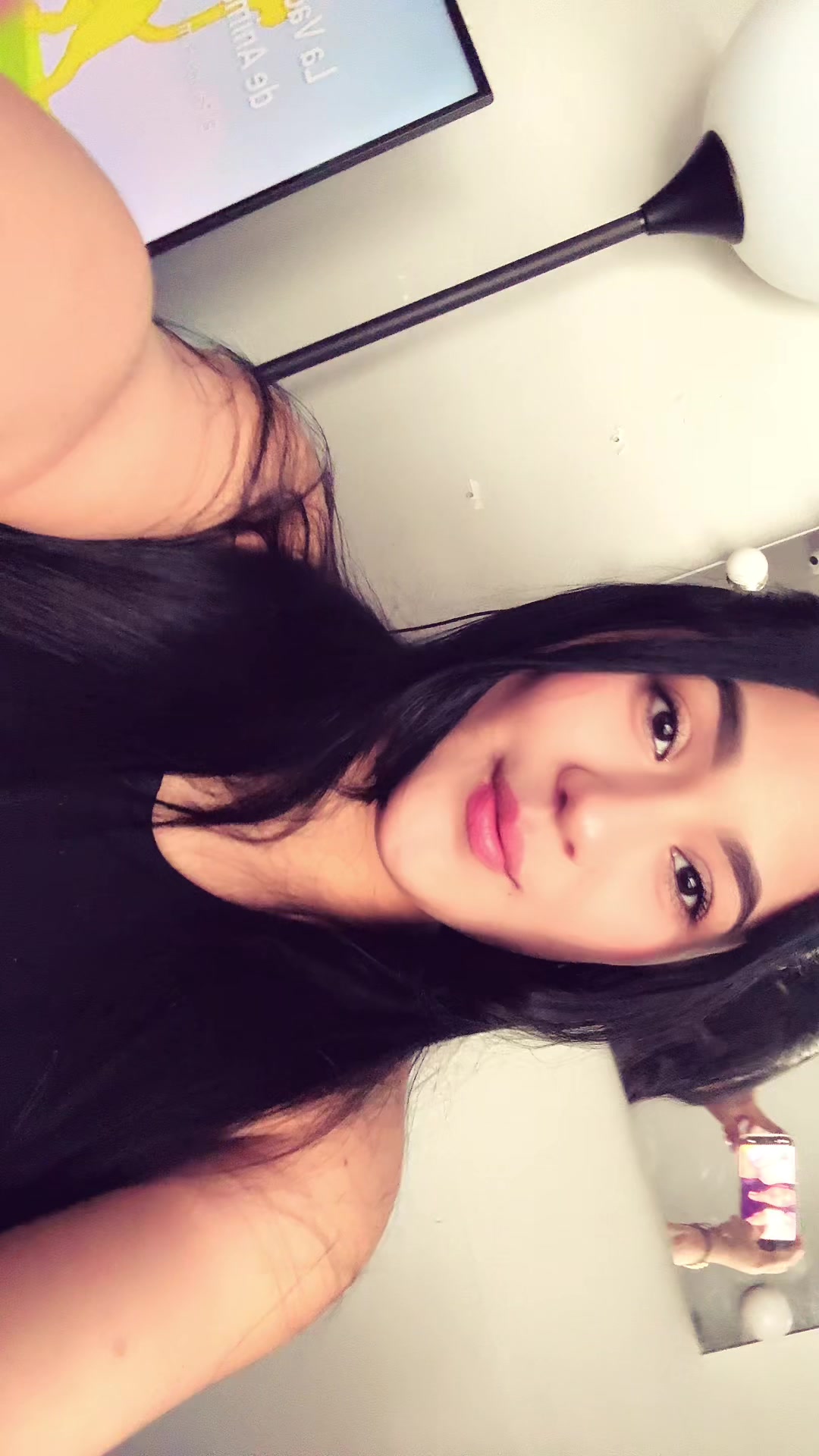 @Angie🎀