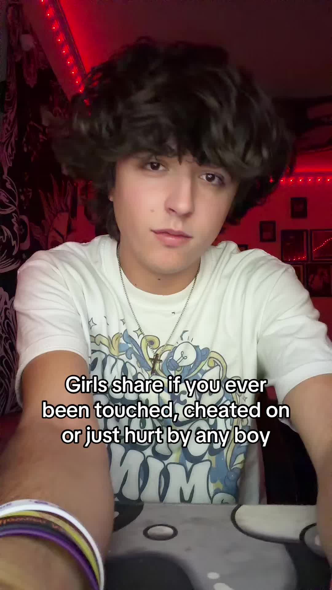 @T
