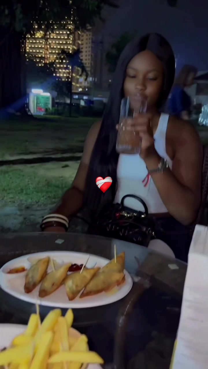 @Derina la mignonne boss lady