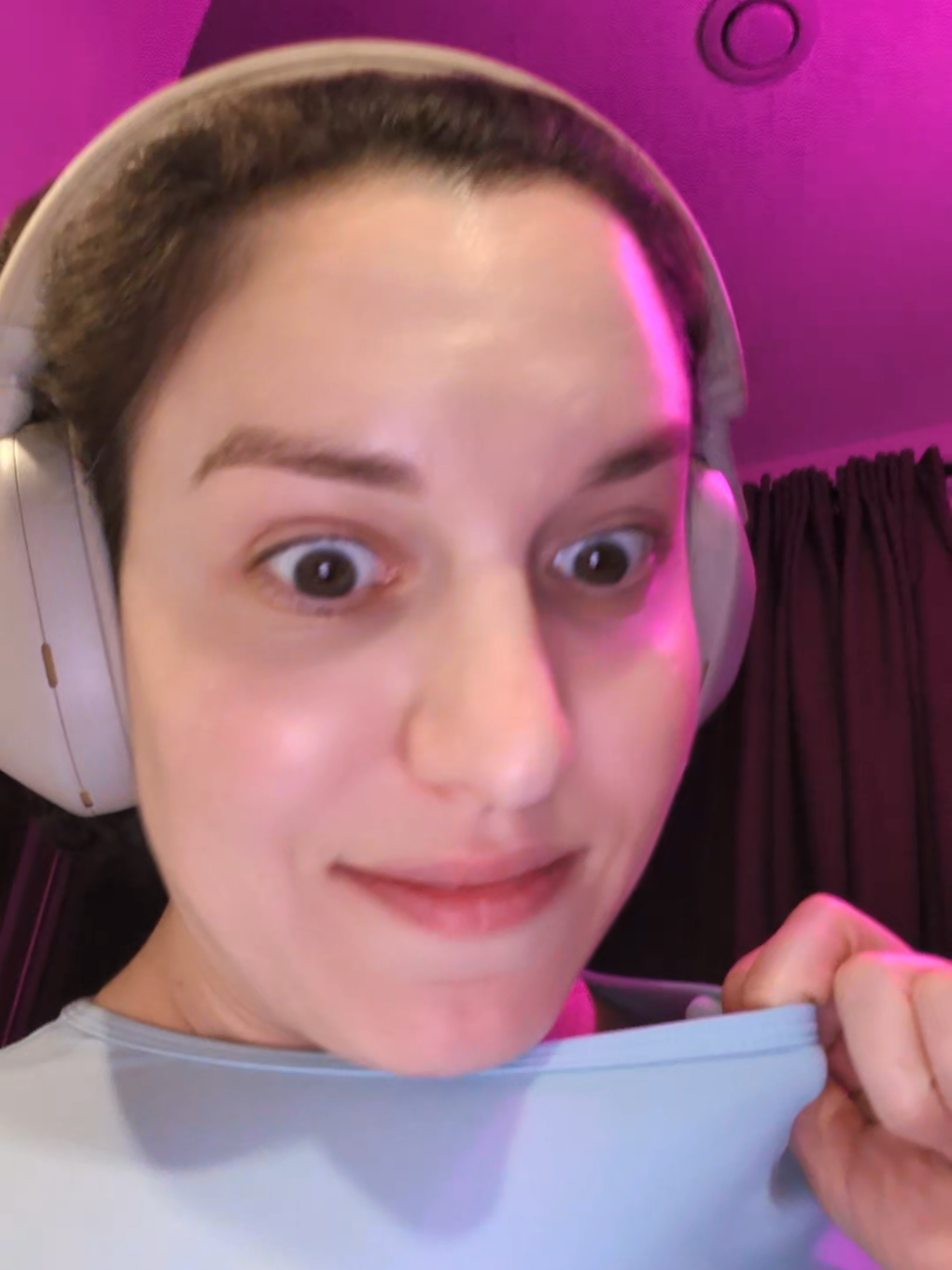 @T