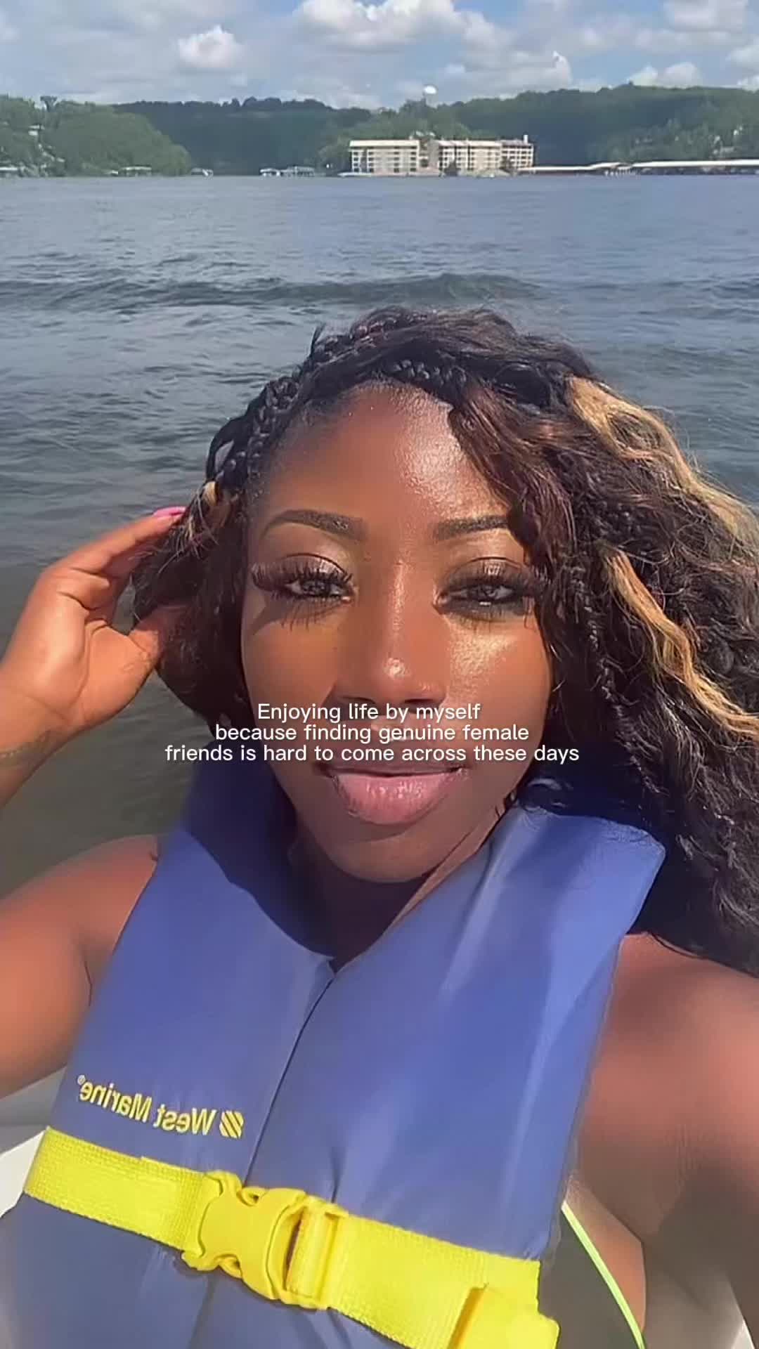 @Sanaamarielle_