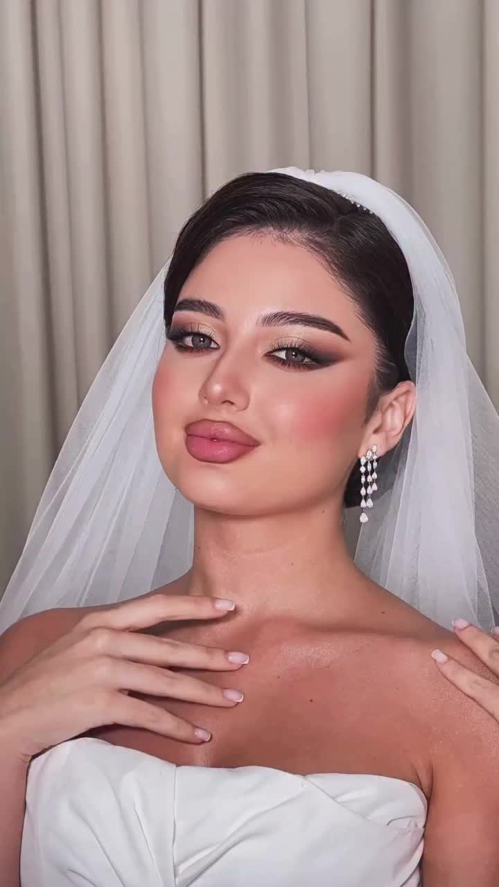 @Lolla Makeup Artist