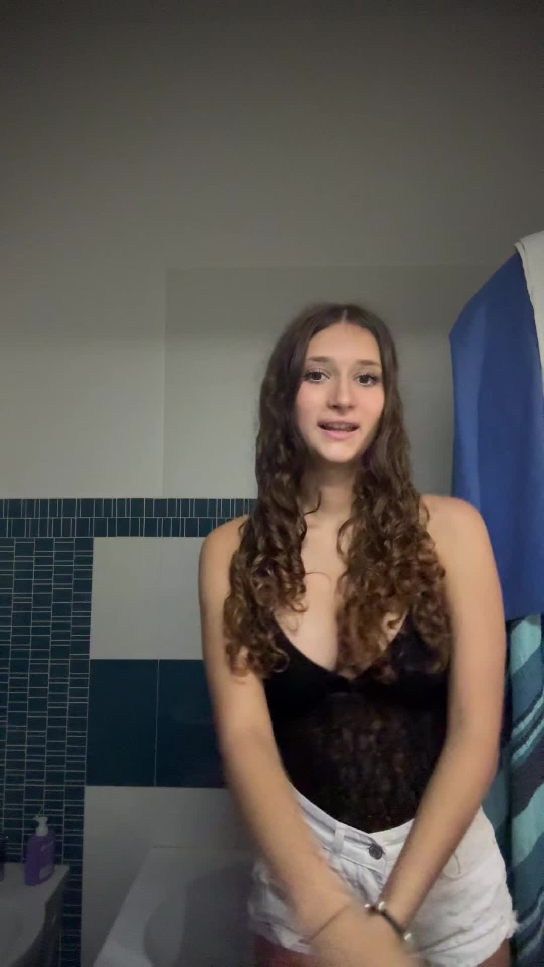 @elena deliperi