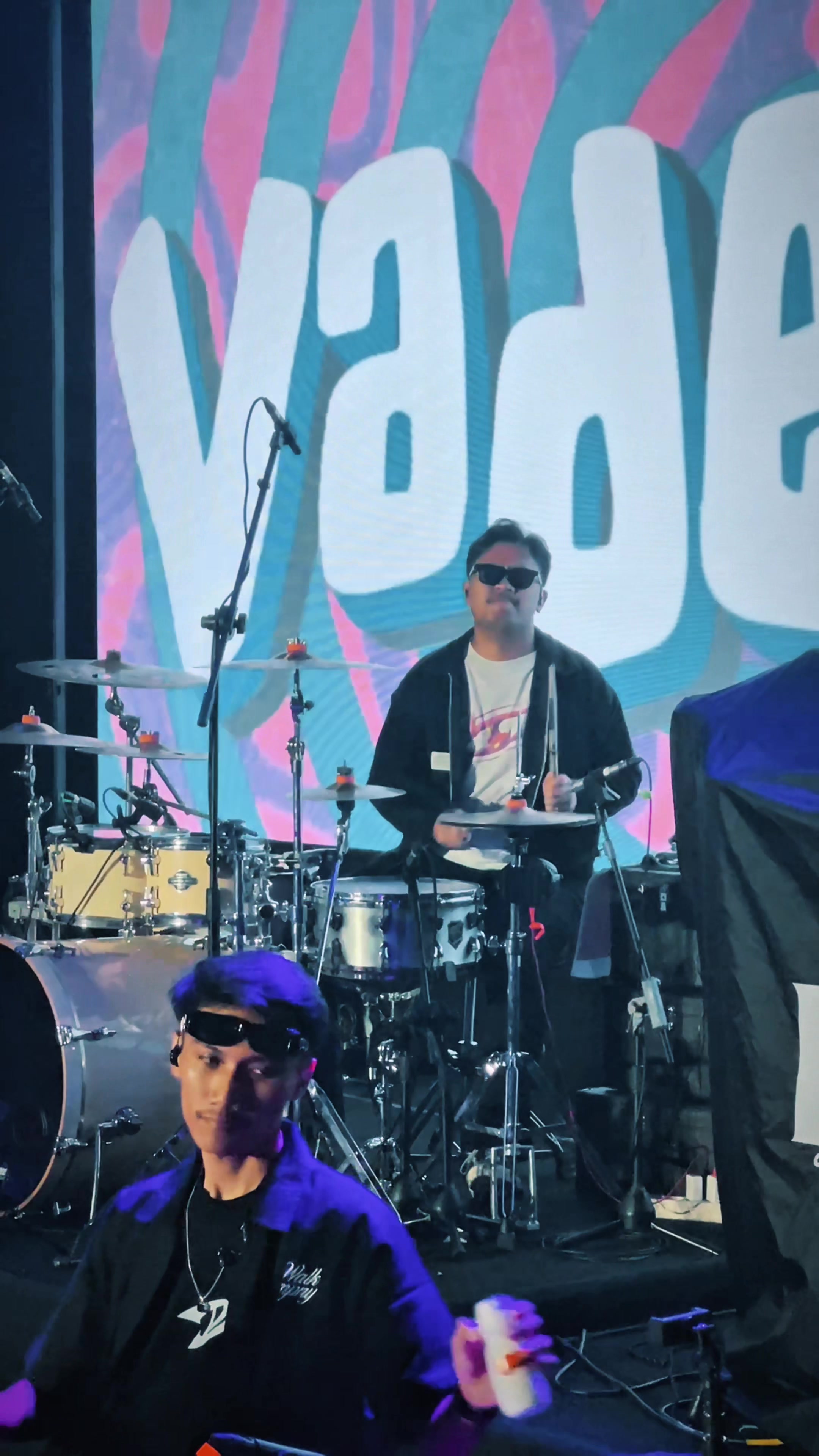 @Vadesta Official