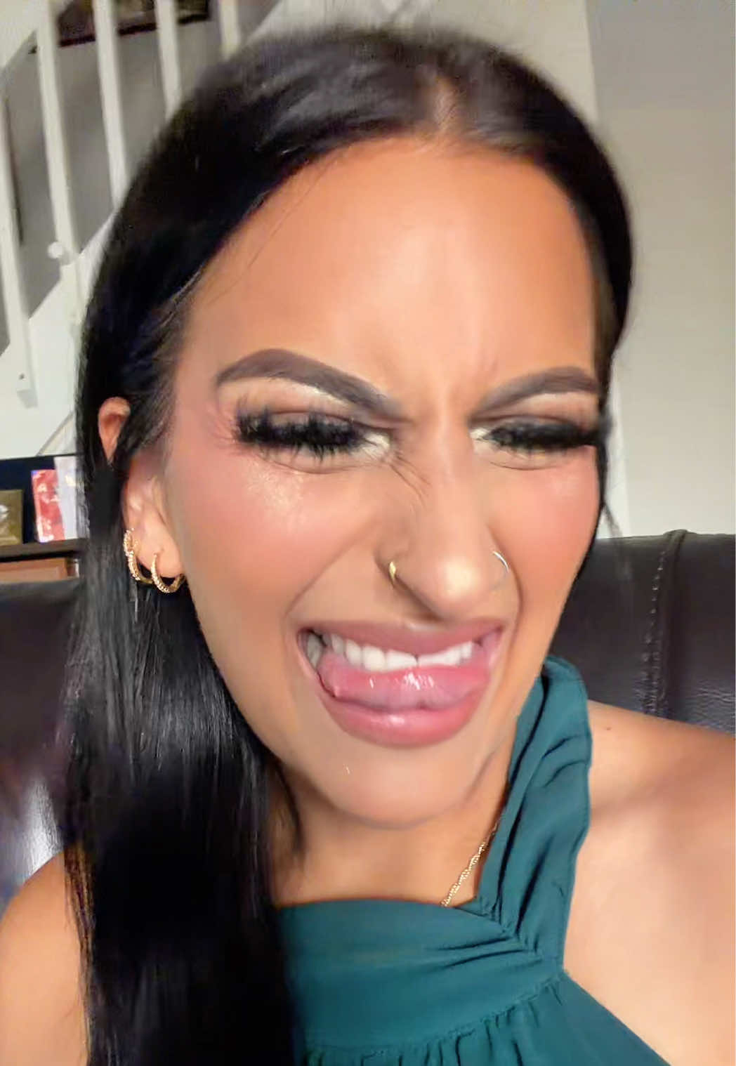 @hilariouslisa