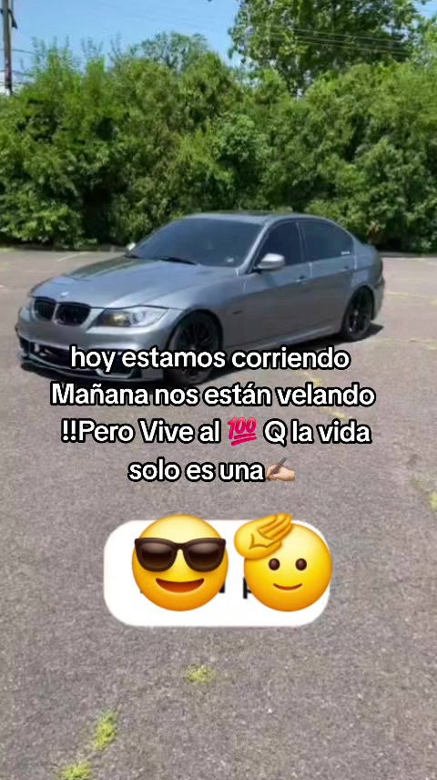 @deeka_sandoval