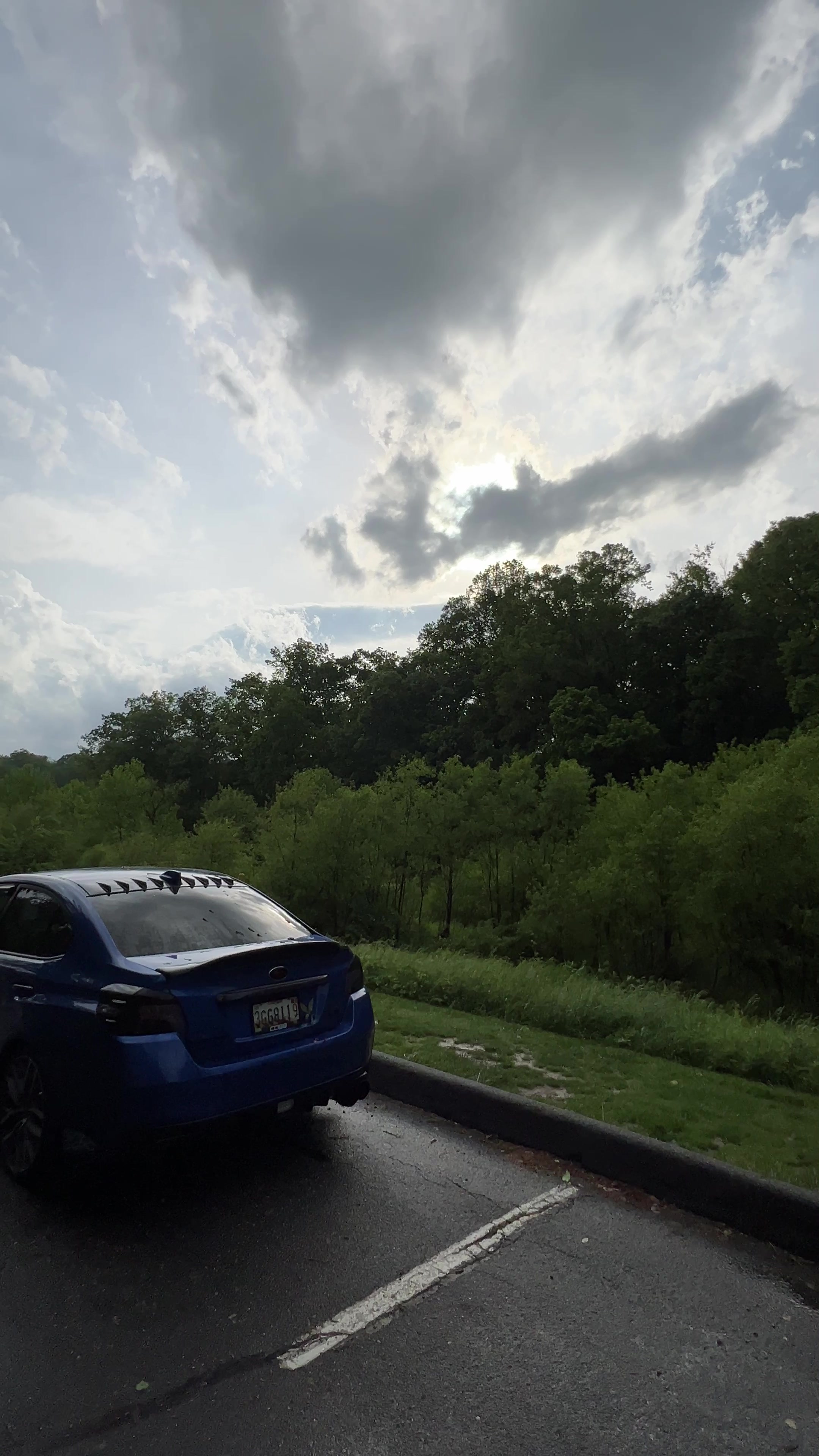 @lileast_20sti
