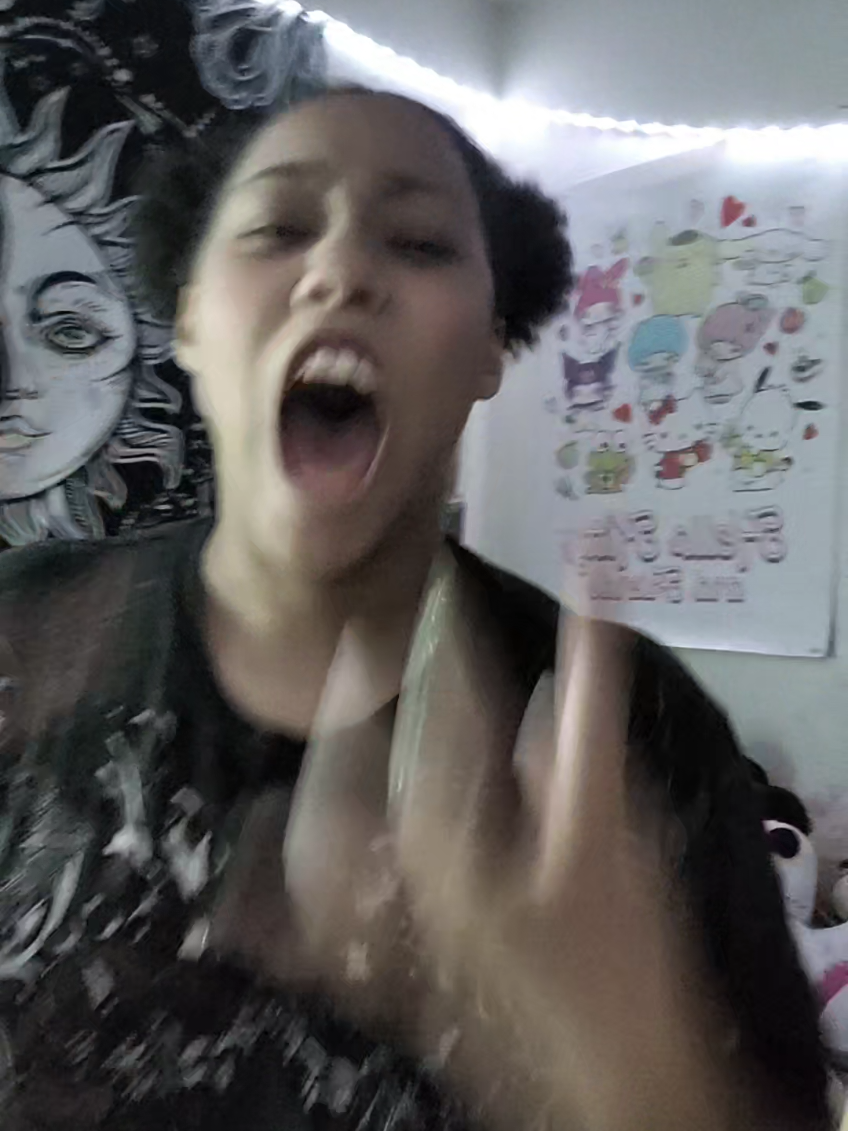 @lia lia lia