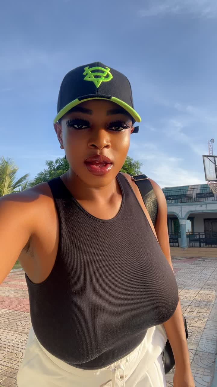 @🩵Bigbreast777🩵