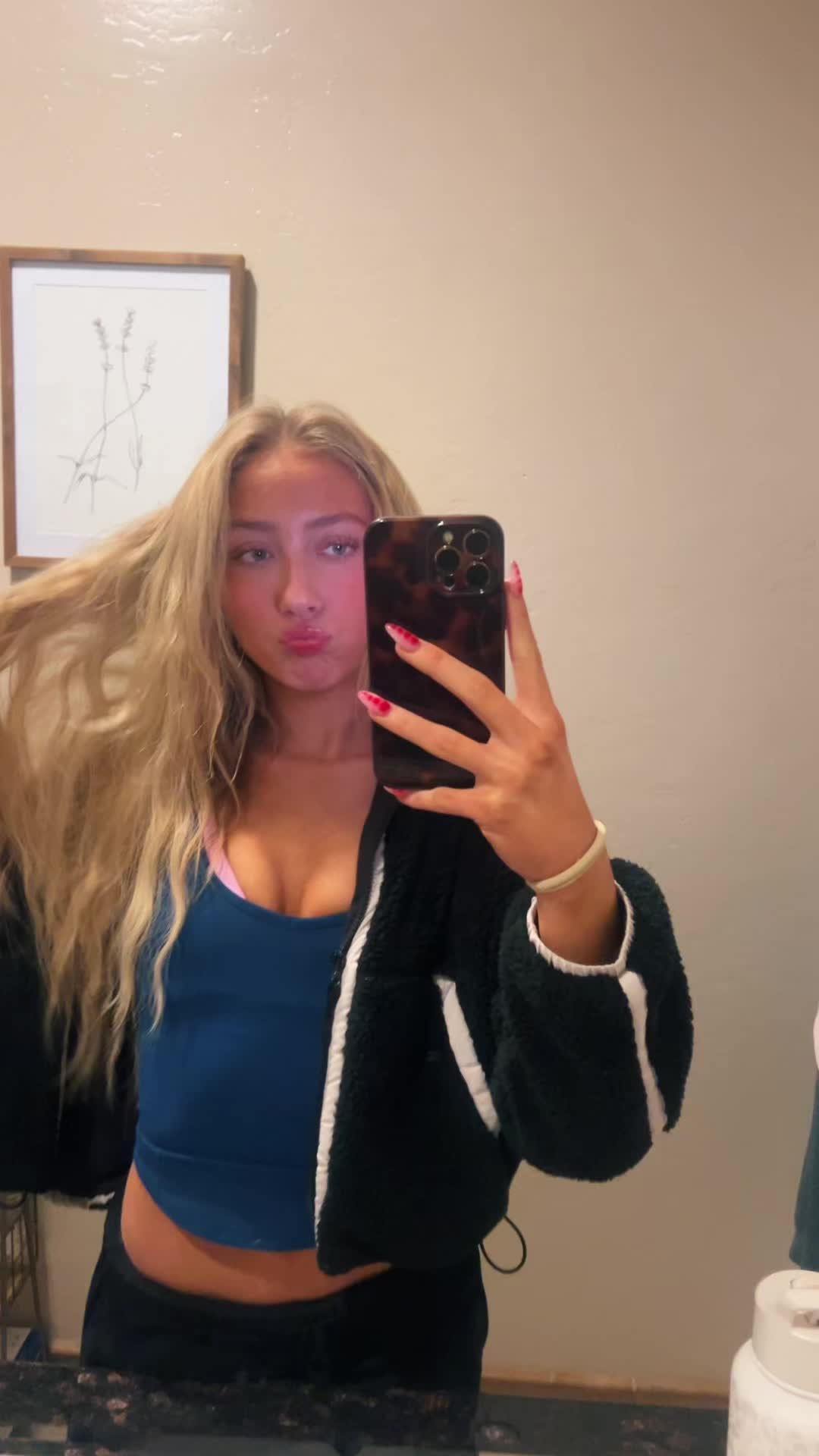 @hailey💋