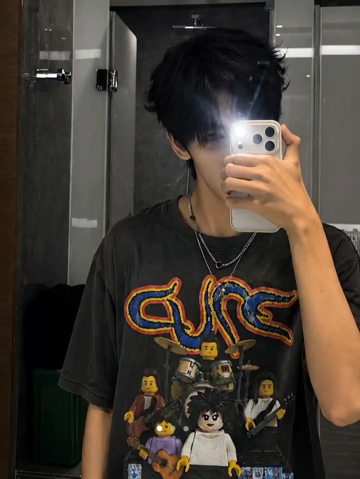 @๐ฉ๐ค๐จ๐๐ง๐๐