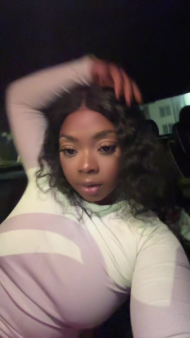 @Anijahh_