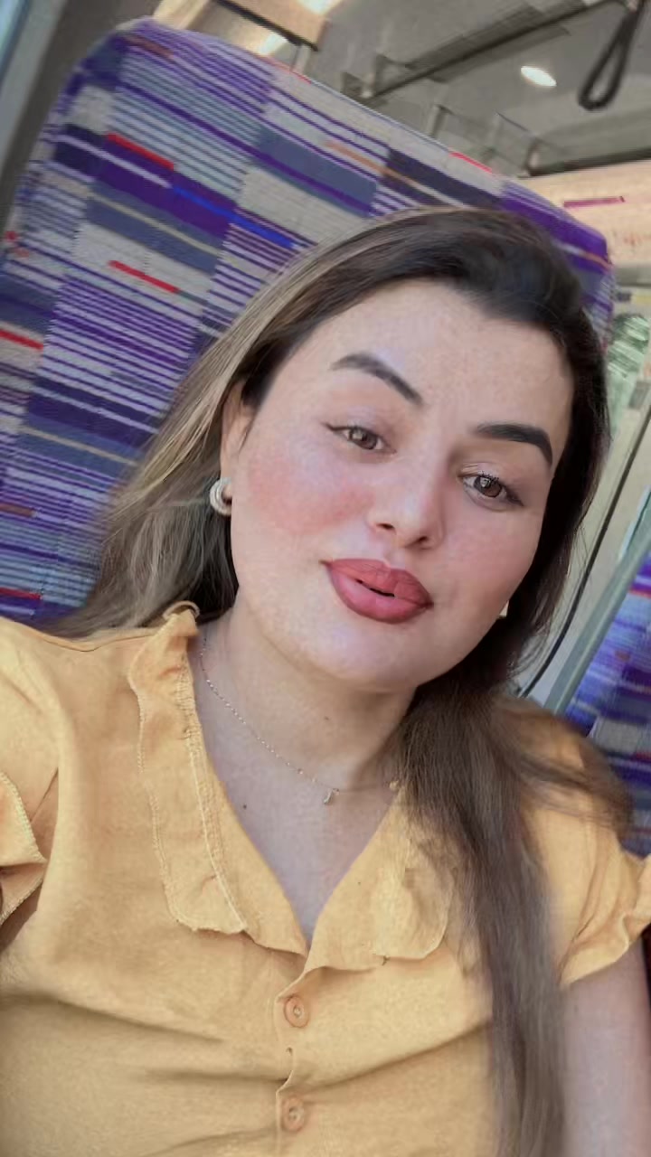 @Jharana🧿🫶