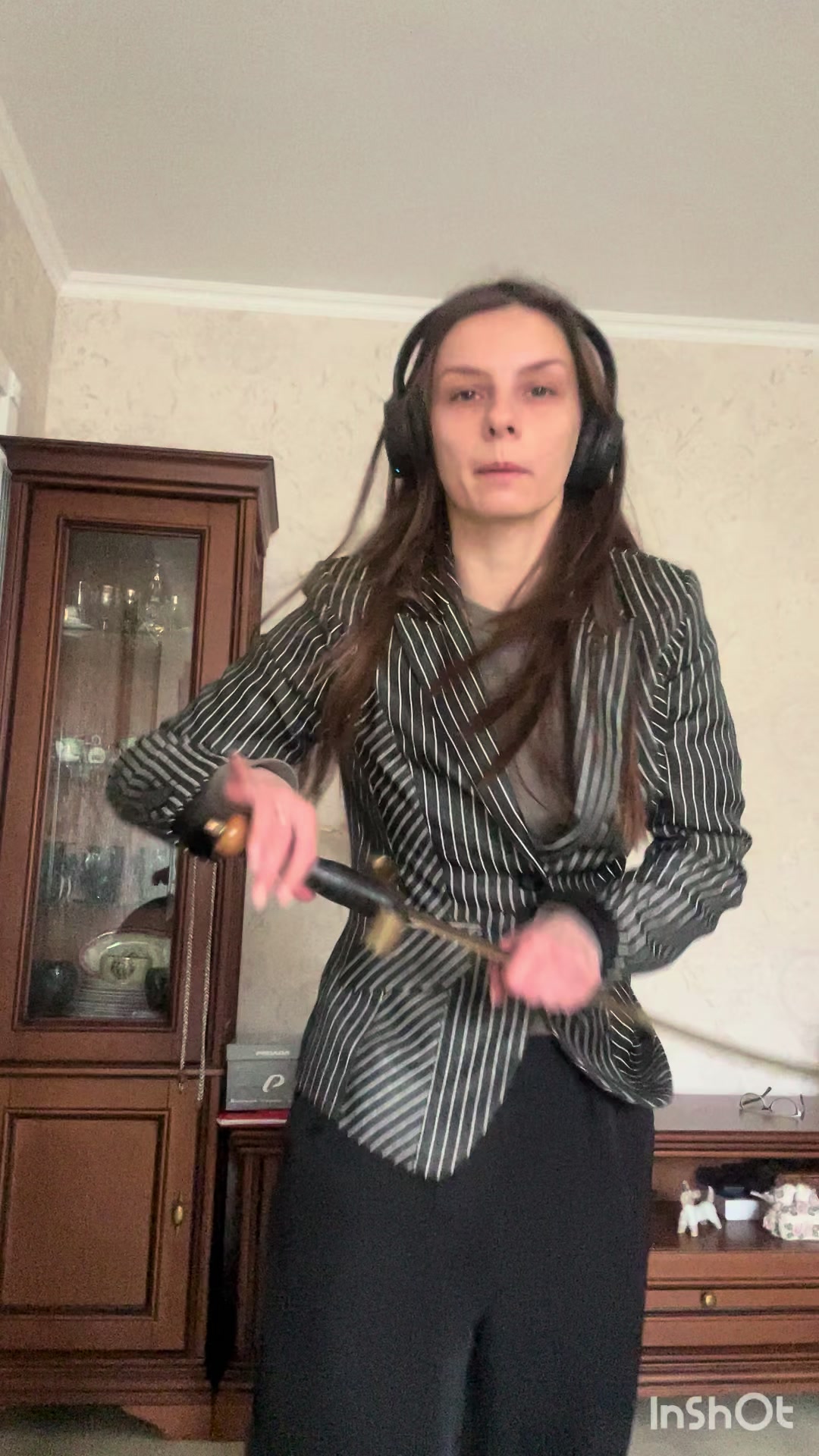 @GANGSTA_DANCE