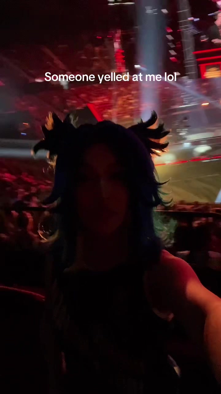 @ANNY twitch.tv/crunchycupcake