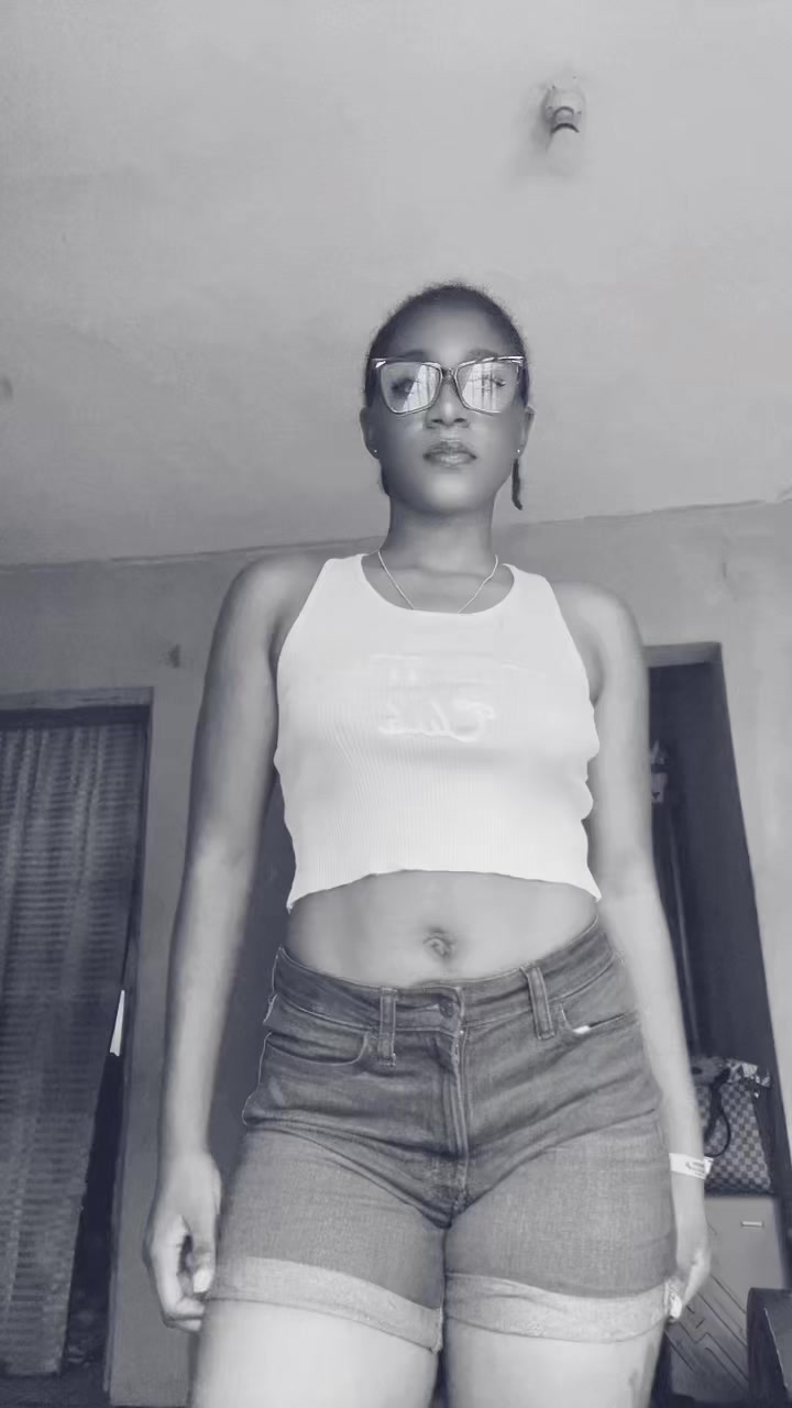 @Agirllikenippy 😘❤️🥰