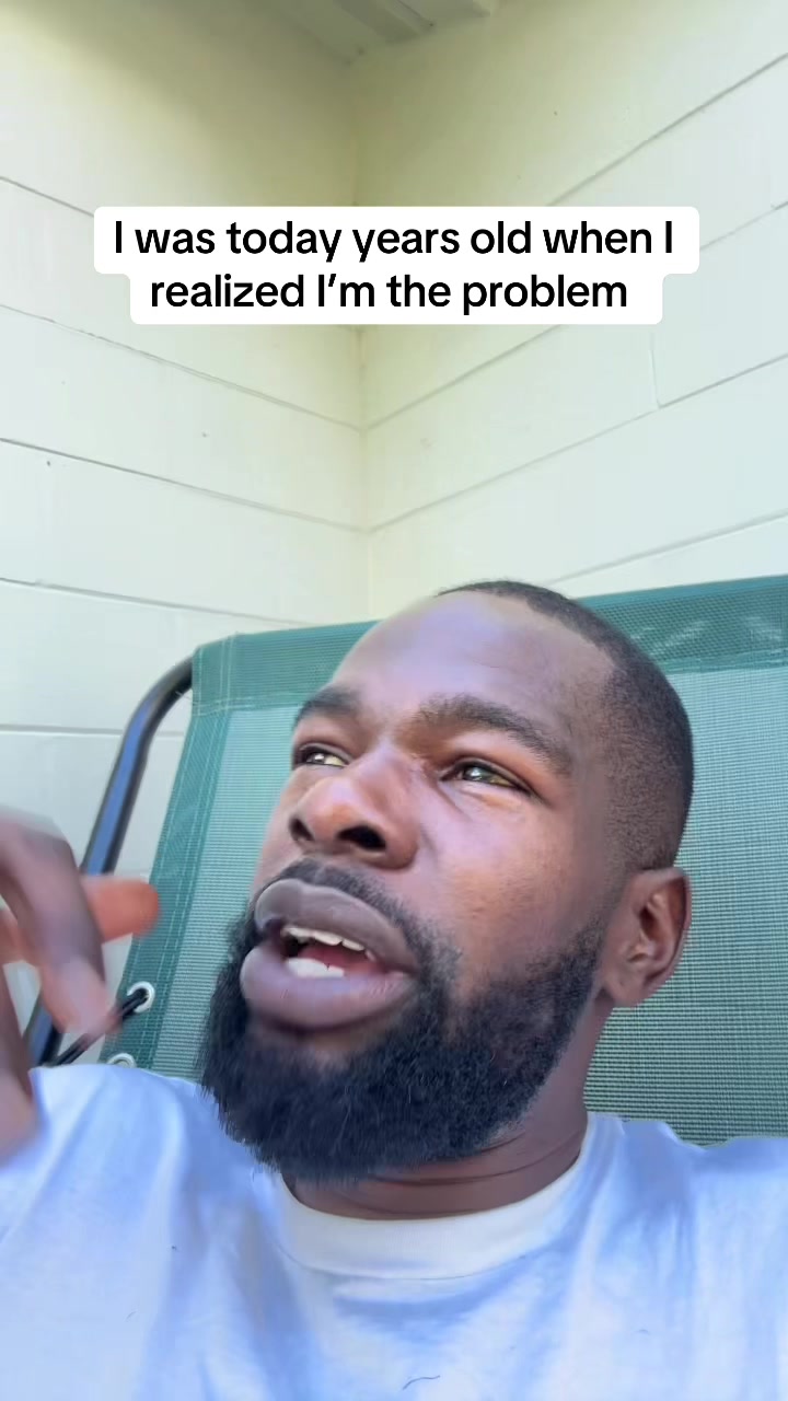 @hollywoodju