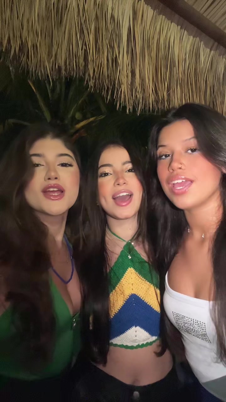@Letícia