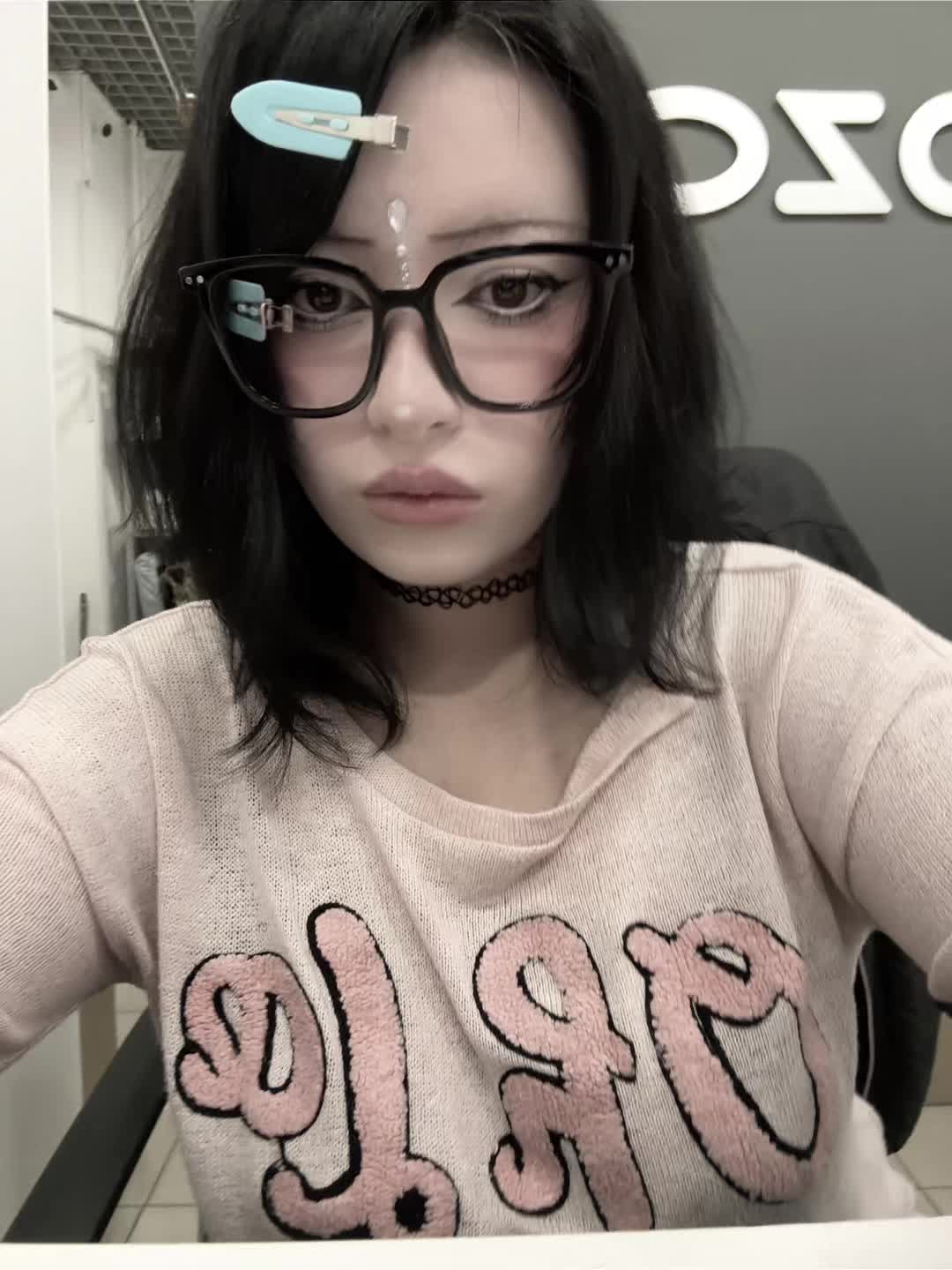 @🩵✌️