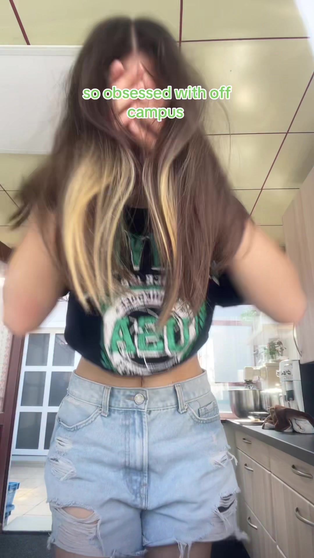 @𝓭𝓮𝓷𝓲💋