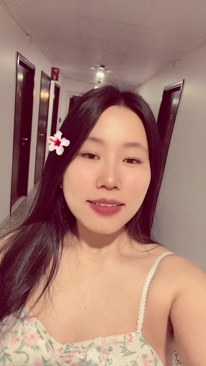 @Limbuni 👰🏻♀️👑
