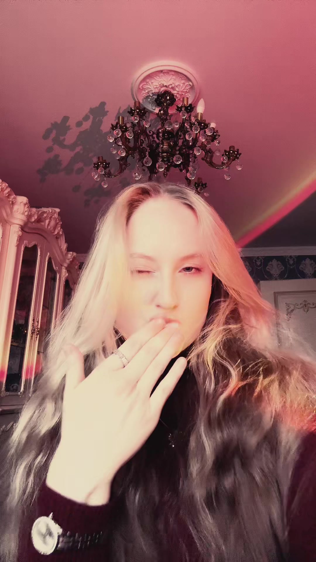 @Anastasia💜