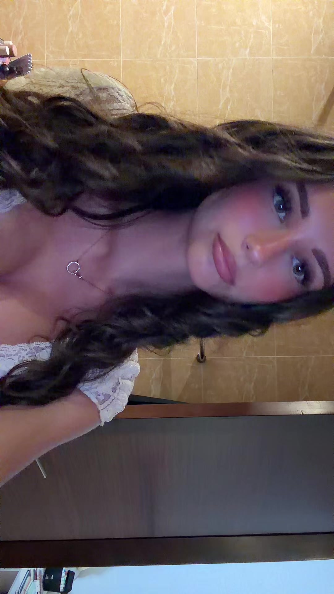 @clara
