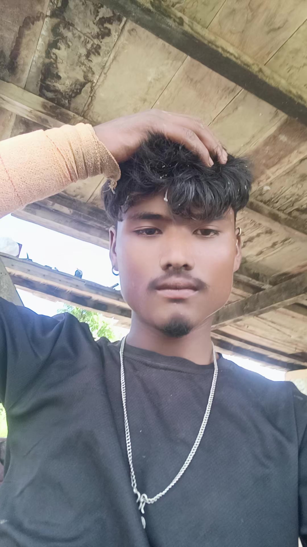 @Aarohi kumar122