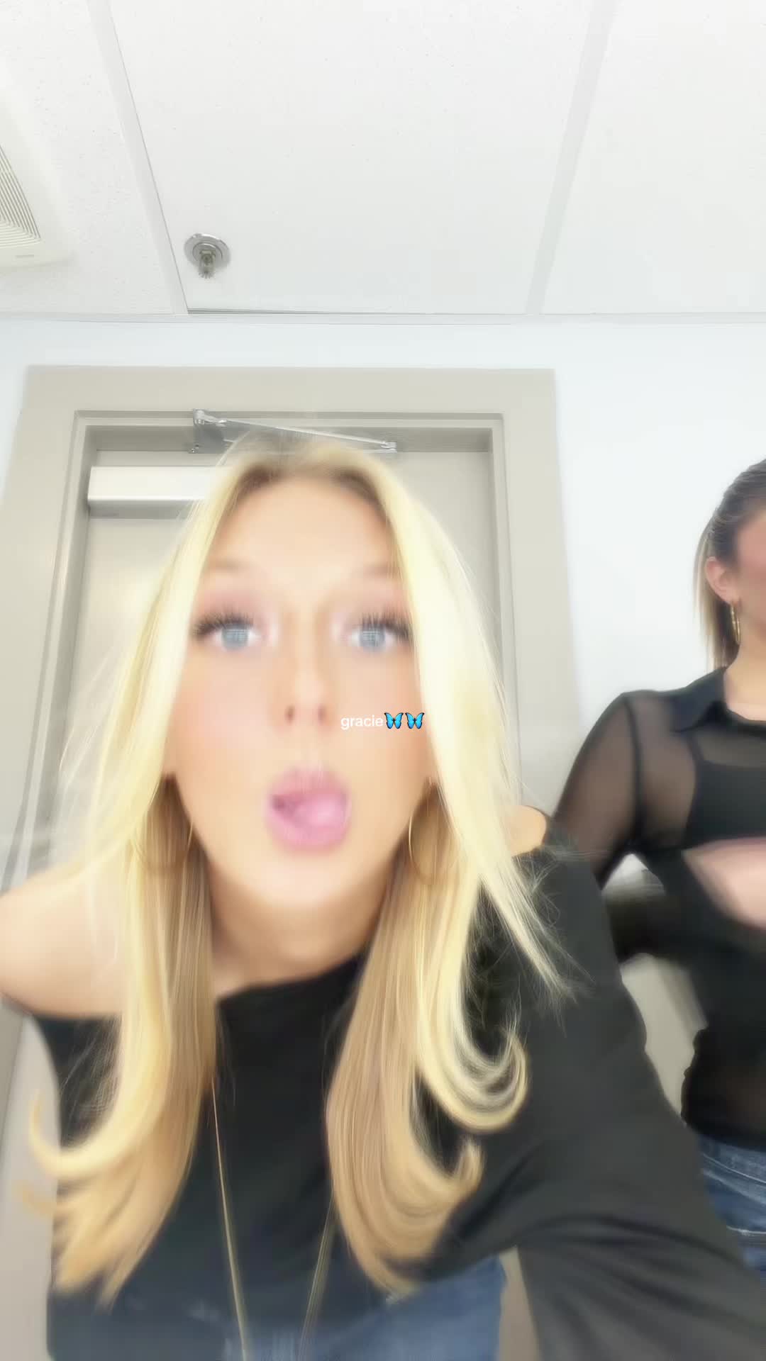 @Anika