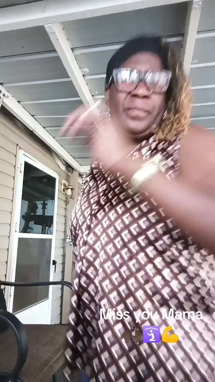 @auntee_carol4life
