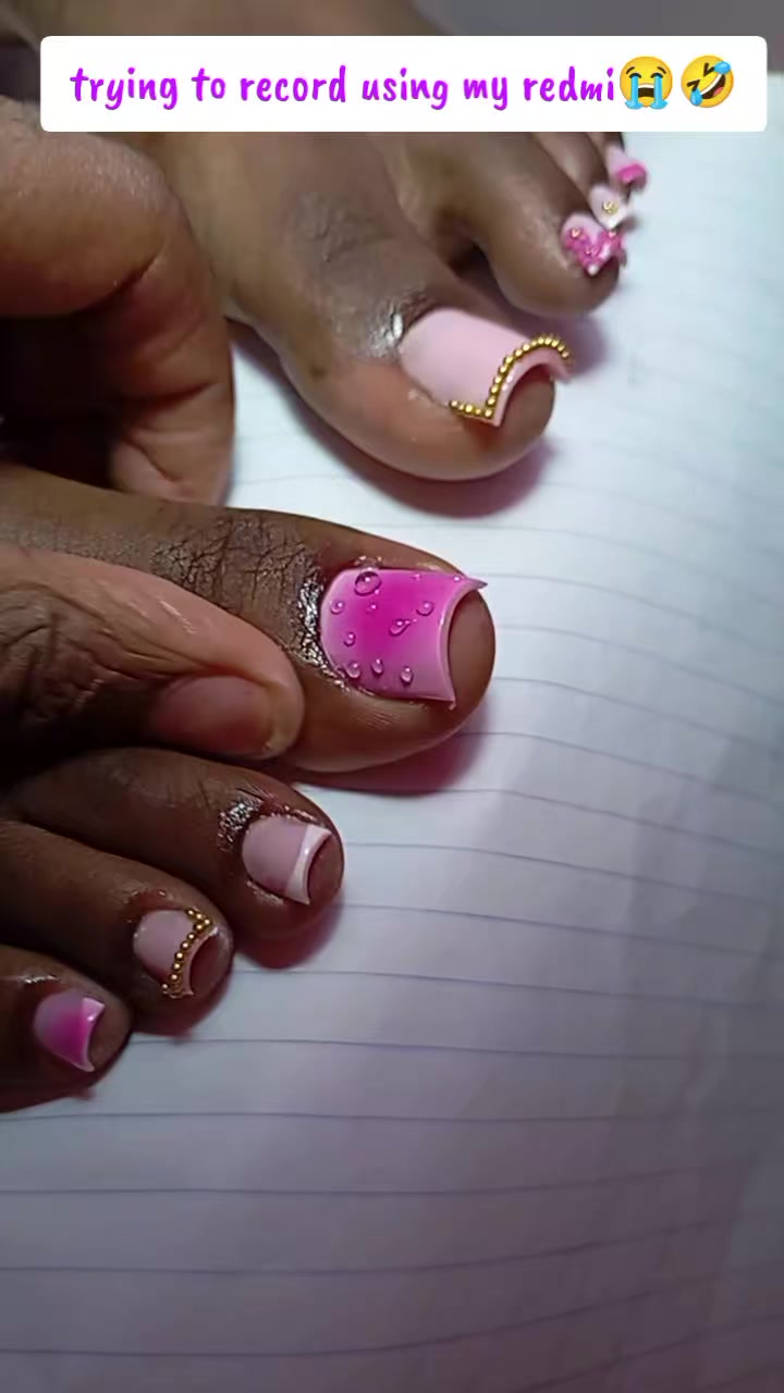 @Naf4nails