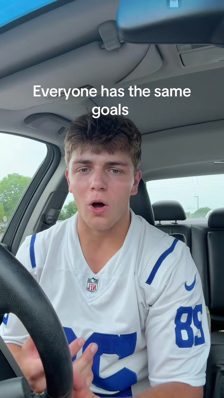 @collegelifting.bros