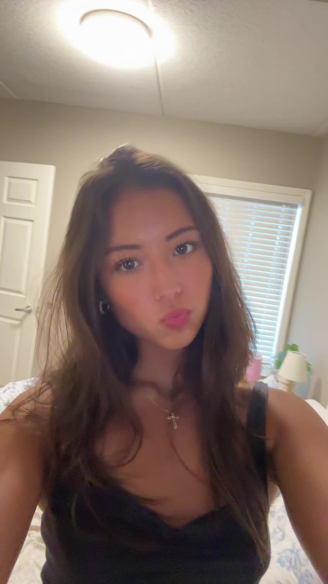 @helllloooo