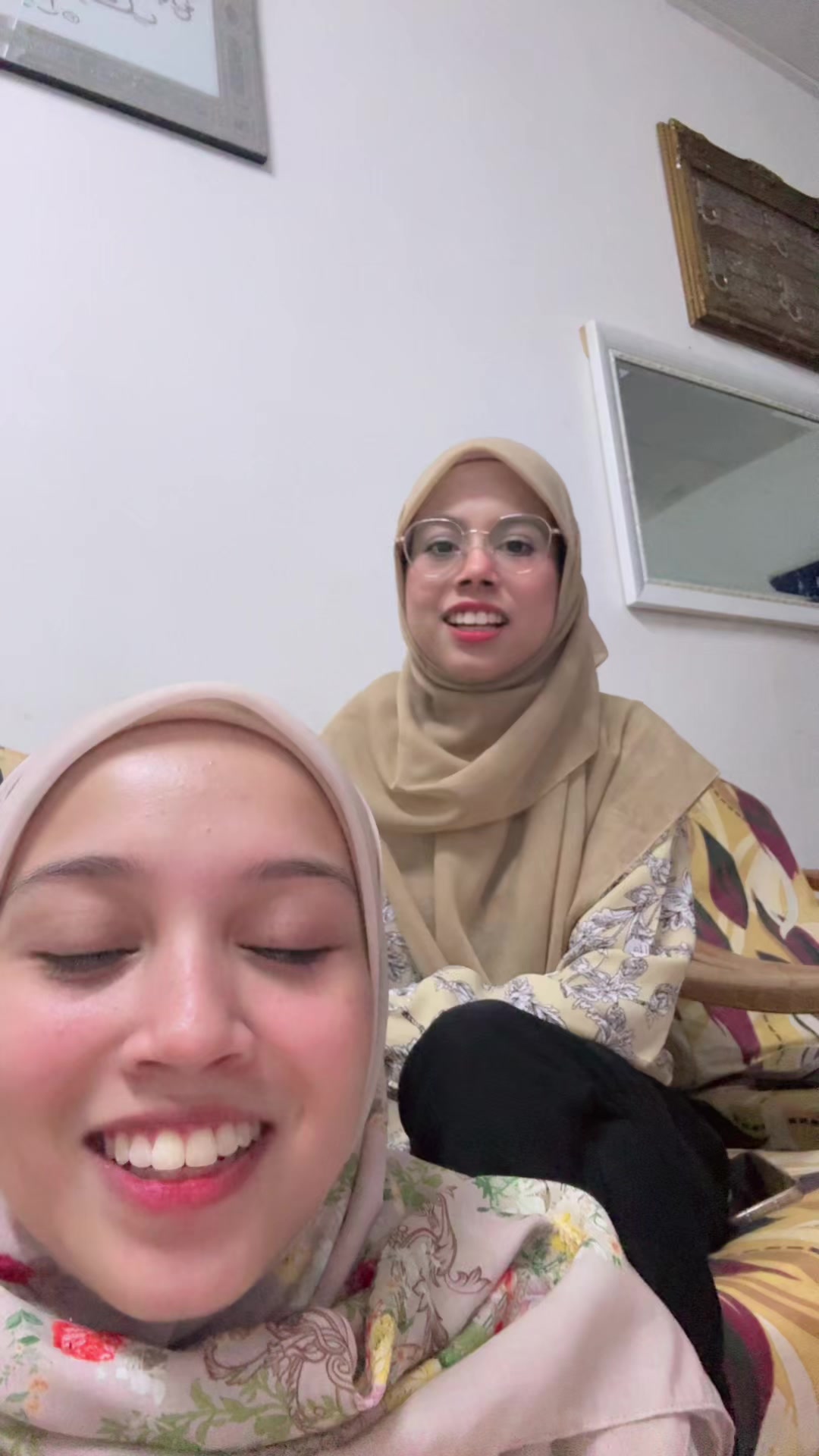 @Arzinaahmad