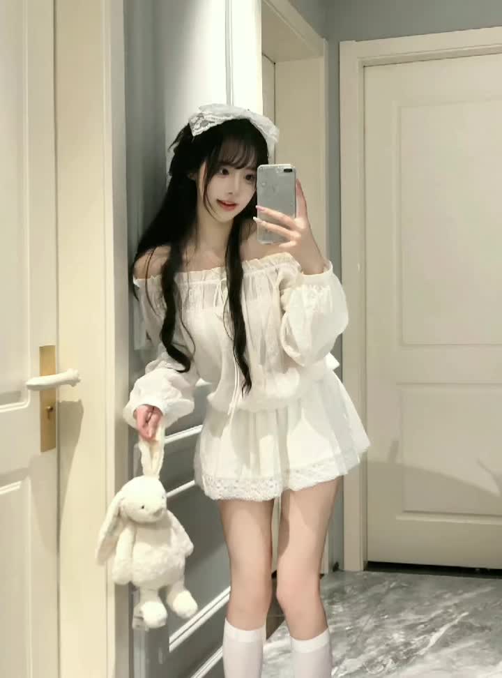 @minaalisson6