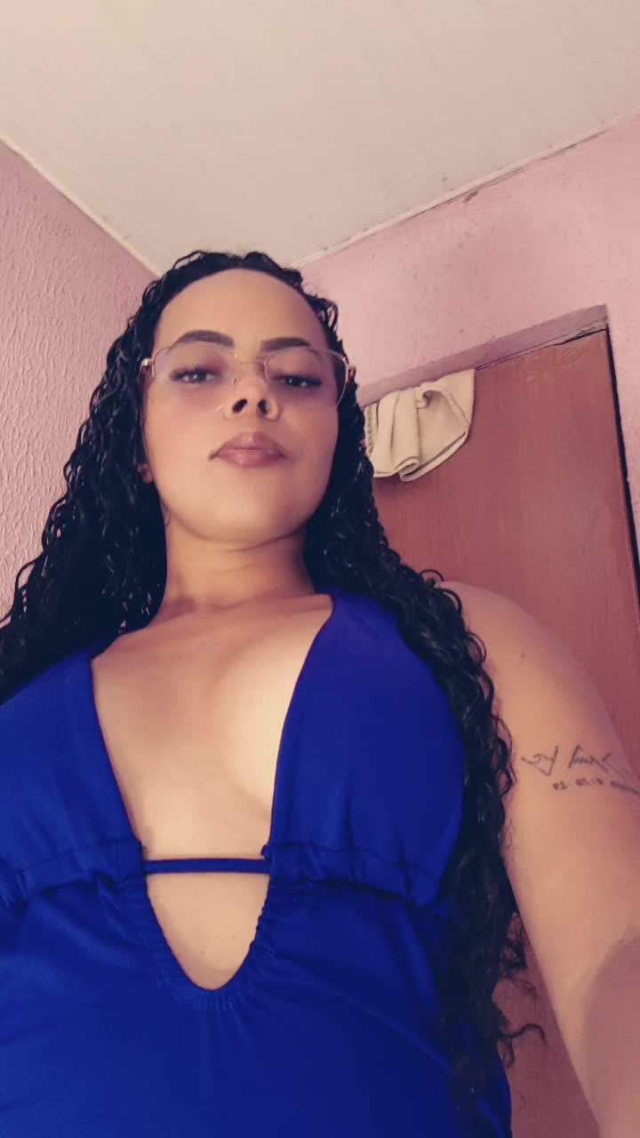 @Yasmim_yas&bull;
