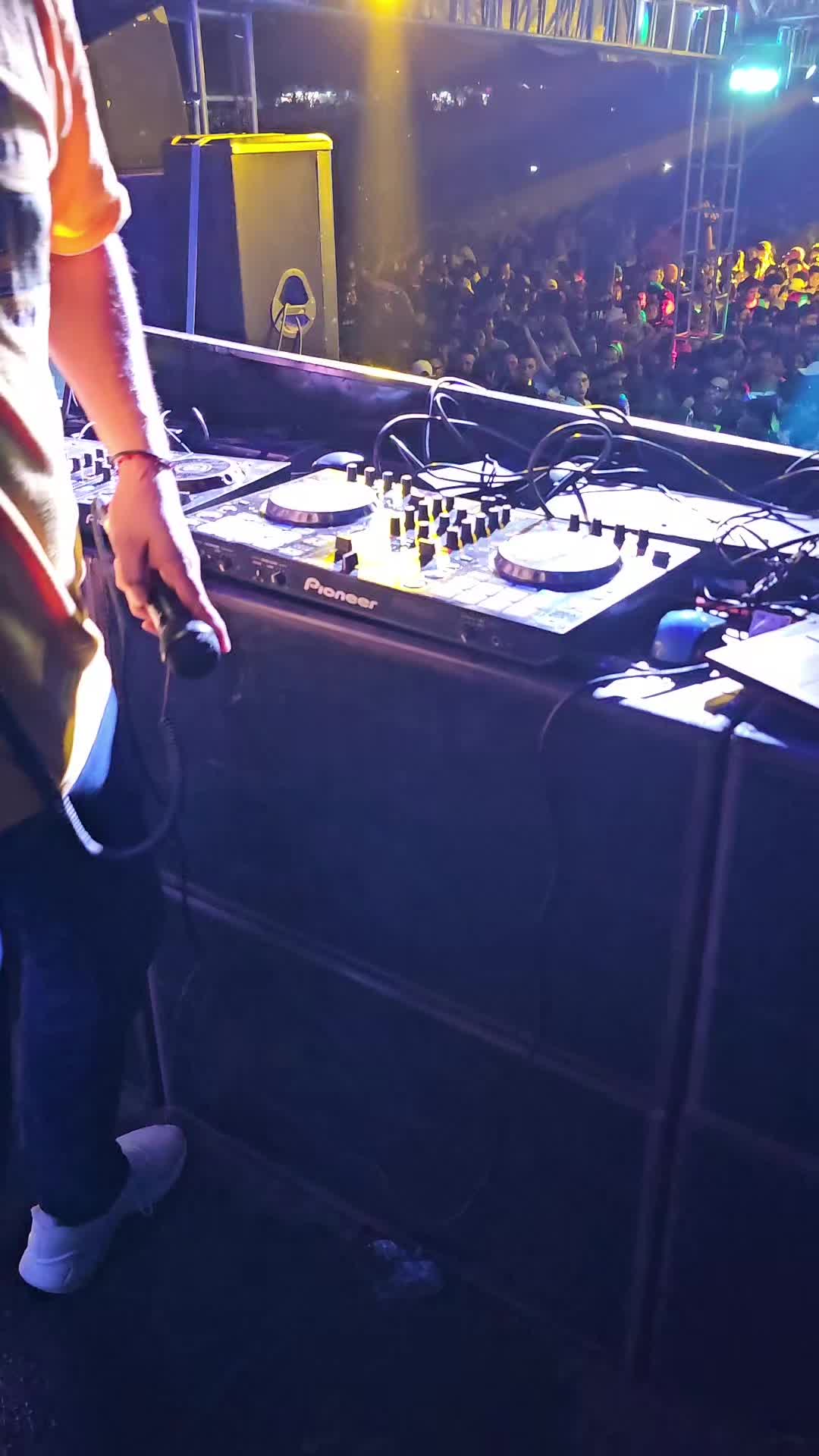 @VasqzDj