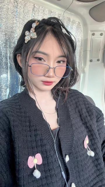 @yannie