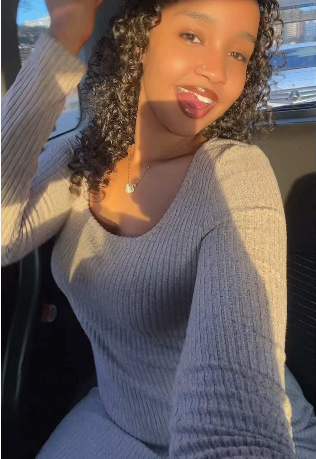 @Lelita