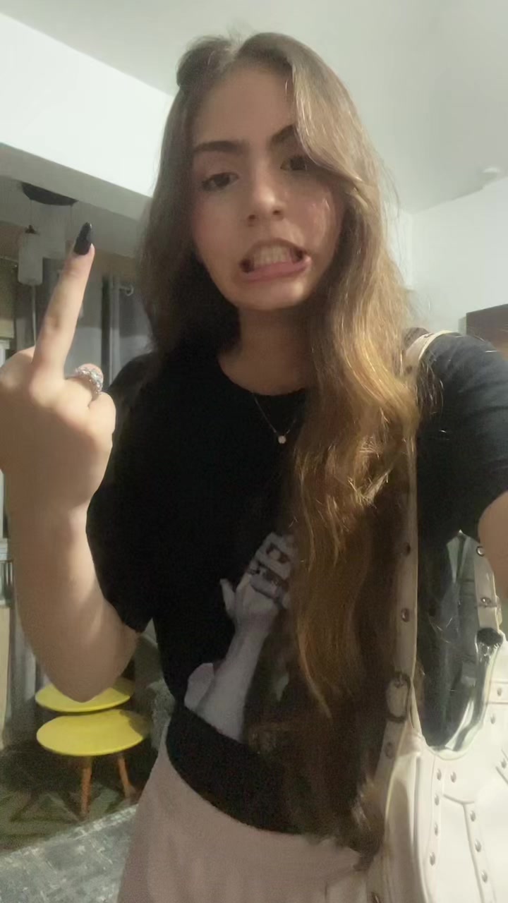 @samaragroeschel