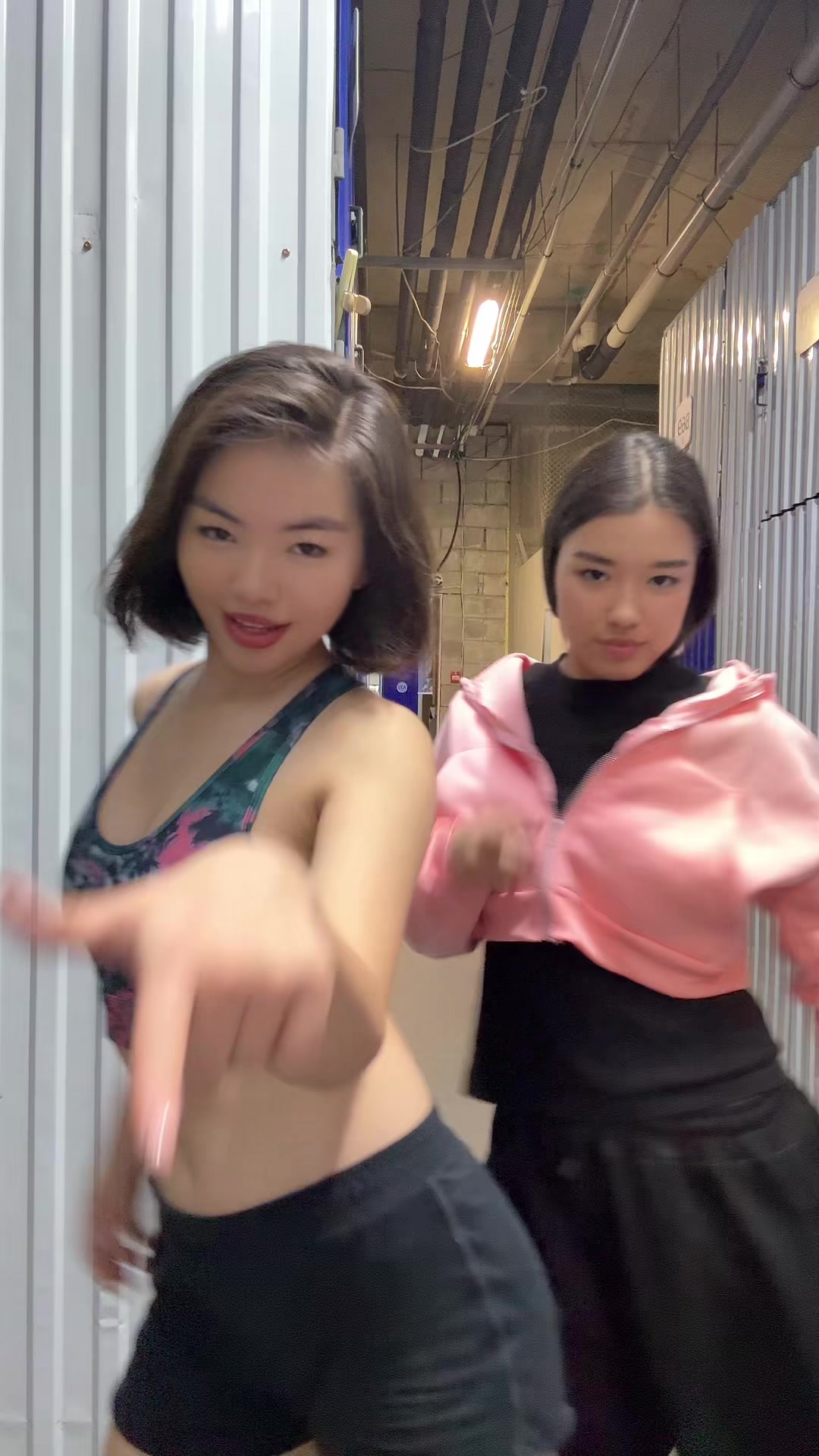 @iriskaa02