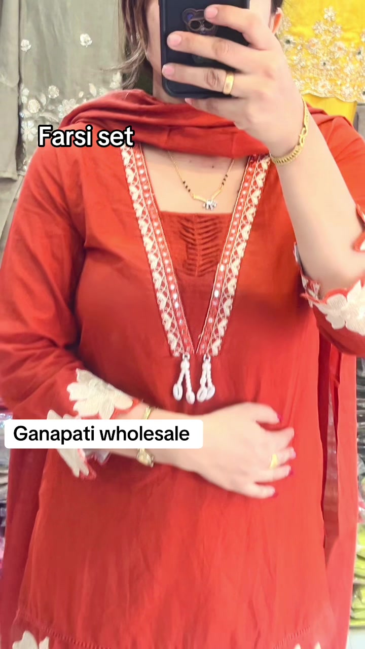 @Ganapati kurthiwholeseller2